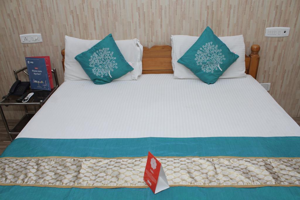 R B Residency Hotel Chennai Ngoại thất bức ảnh