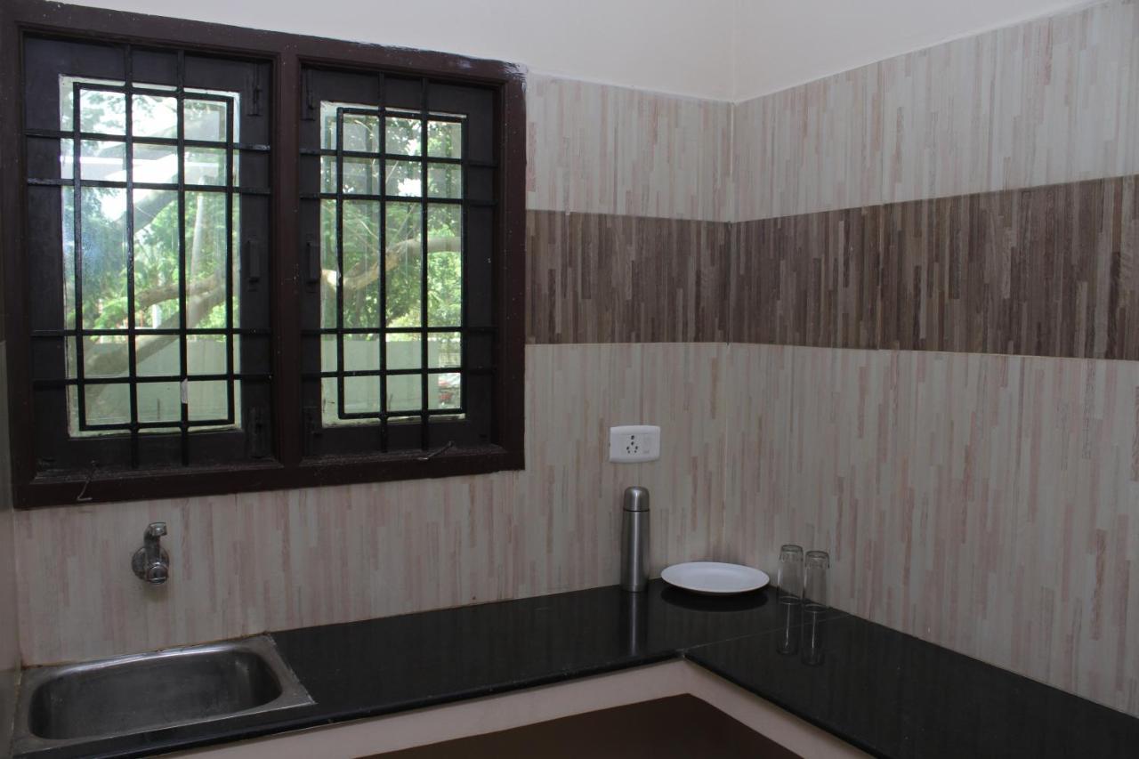 R B Residency Hotel Chennai Ngoại thất bức ảnh
